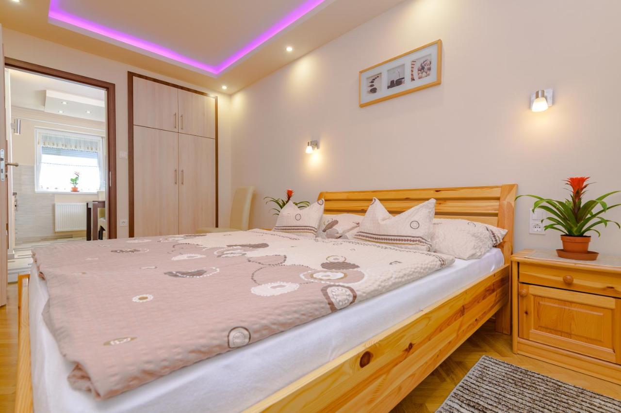 Illes Apartmanok I. Hajduszoboszlo Luaran gambar