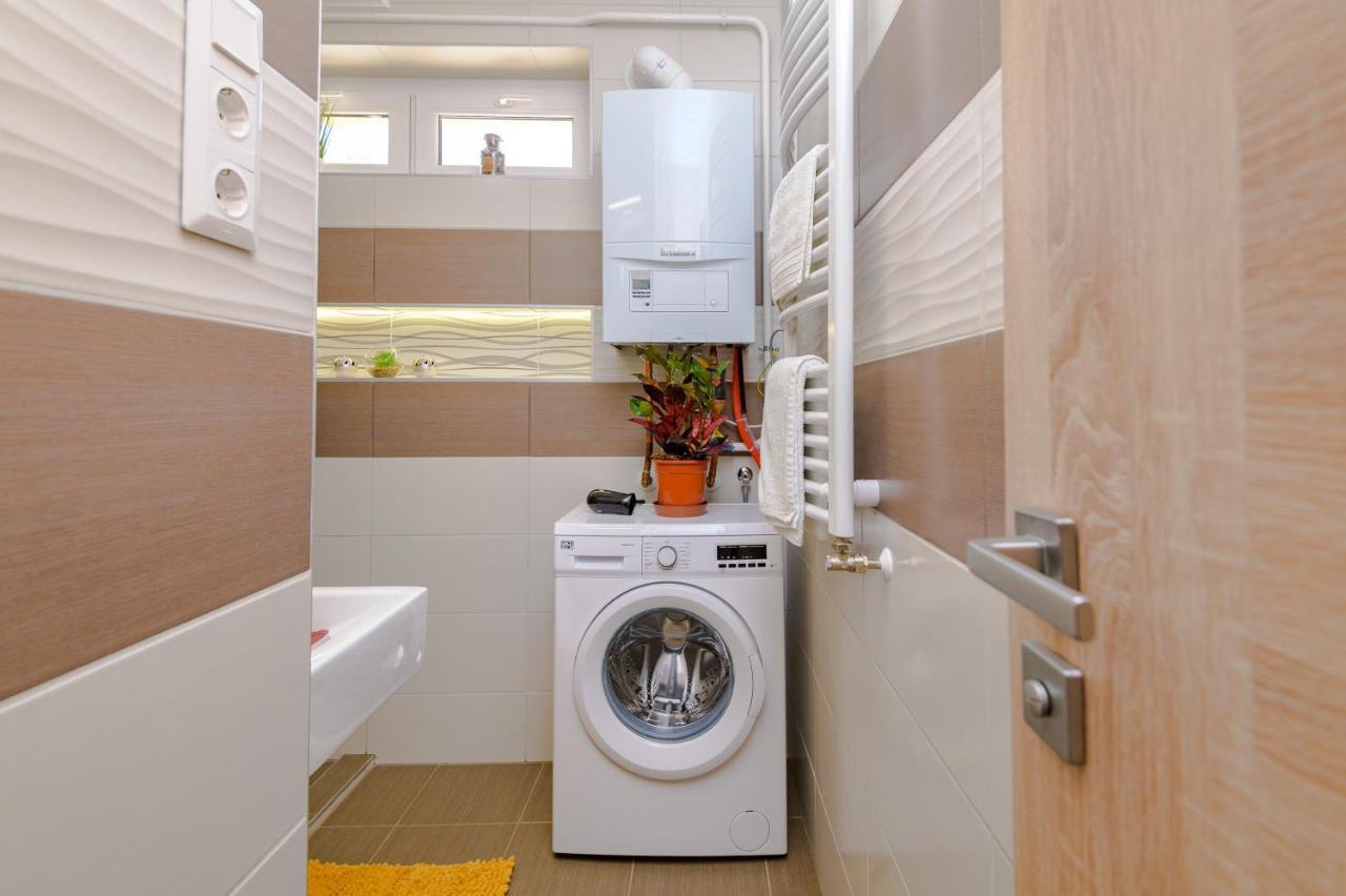 Illes Apartmanok I. Hajduszoboszlo Luaran gambar